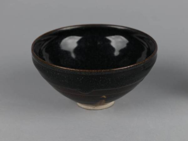 Black-glazed "Oil Spot" Bowl