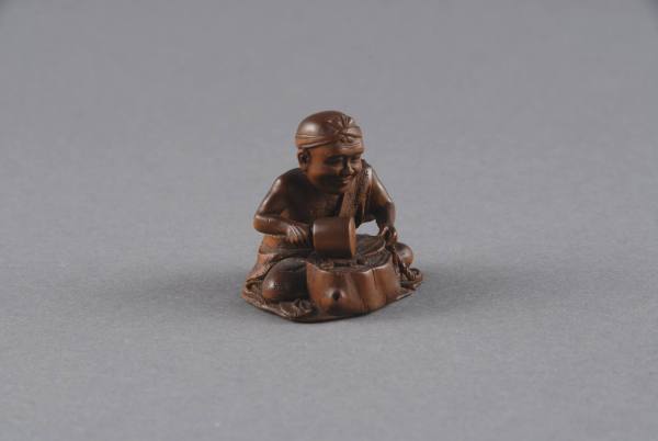 Sandal-Maker Netsuke