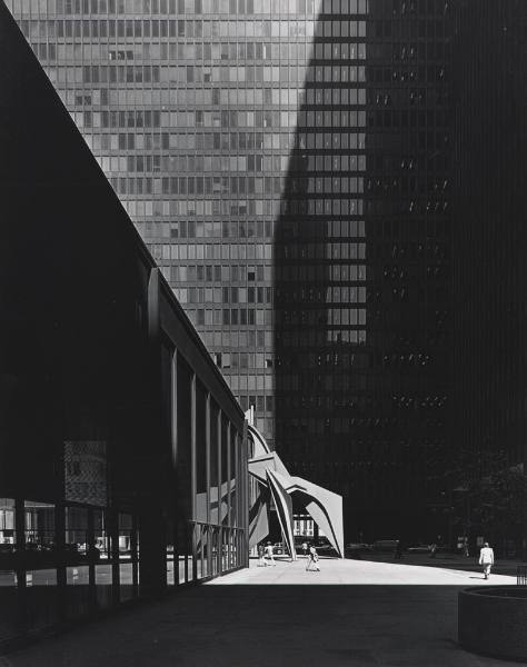 Mies Van der Rohe: FGD Bldg, Chicago, Ill.