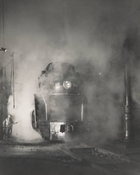 Steam Locomotive (605)