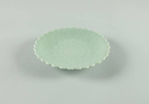 Celadon-glazed “Lotus” Dish